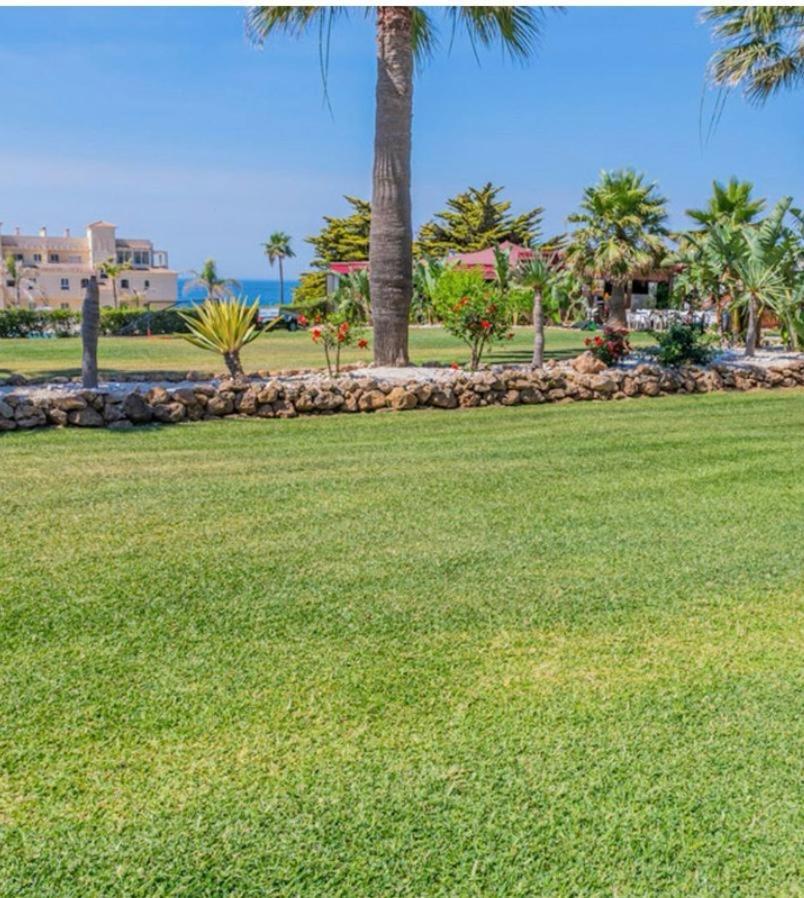 La Cala Gorgeous 2 Bedroom Apartment With Stunning Gardens, Pools And Sea Views El Faro Exterior photo